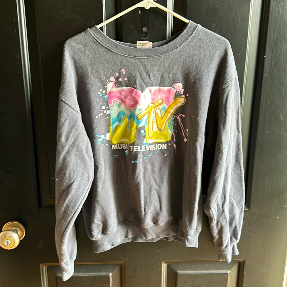 MTV sweatshirt size medium